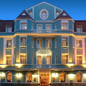 Hotel Nestroy ****